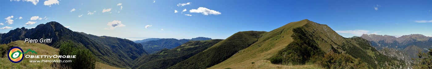 35 Panoramica cresta di salita dal Passo al Pizzo Baciamorti.jpg